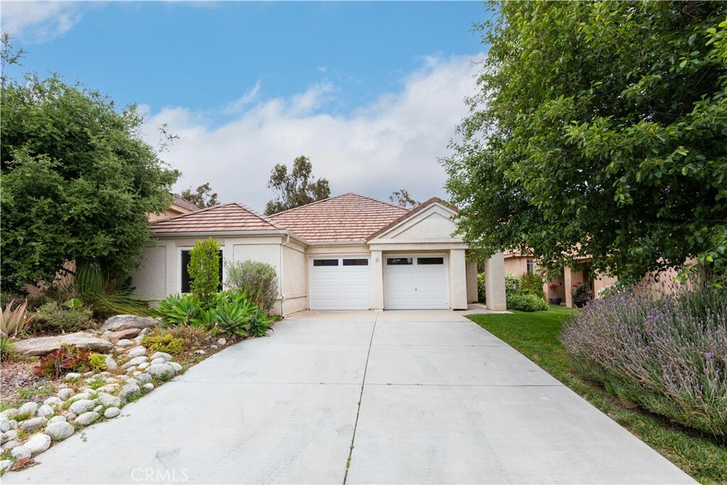 Property Photo:  23034 Joaquin Ridge Drive  CA 92562 