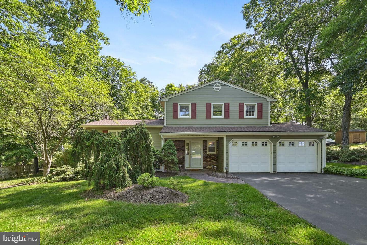 Property Photo:  40 Windybush Way  NJ 08560 