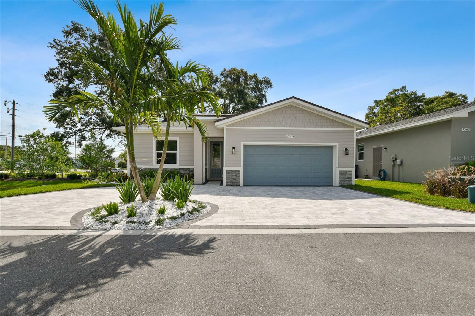 Property Photo:  7385 Ridgewood Drive  FL 33772 