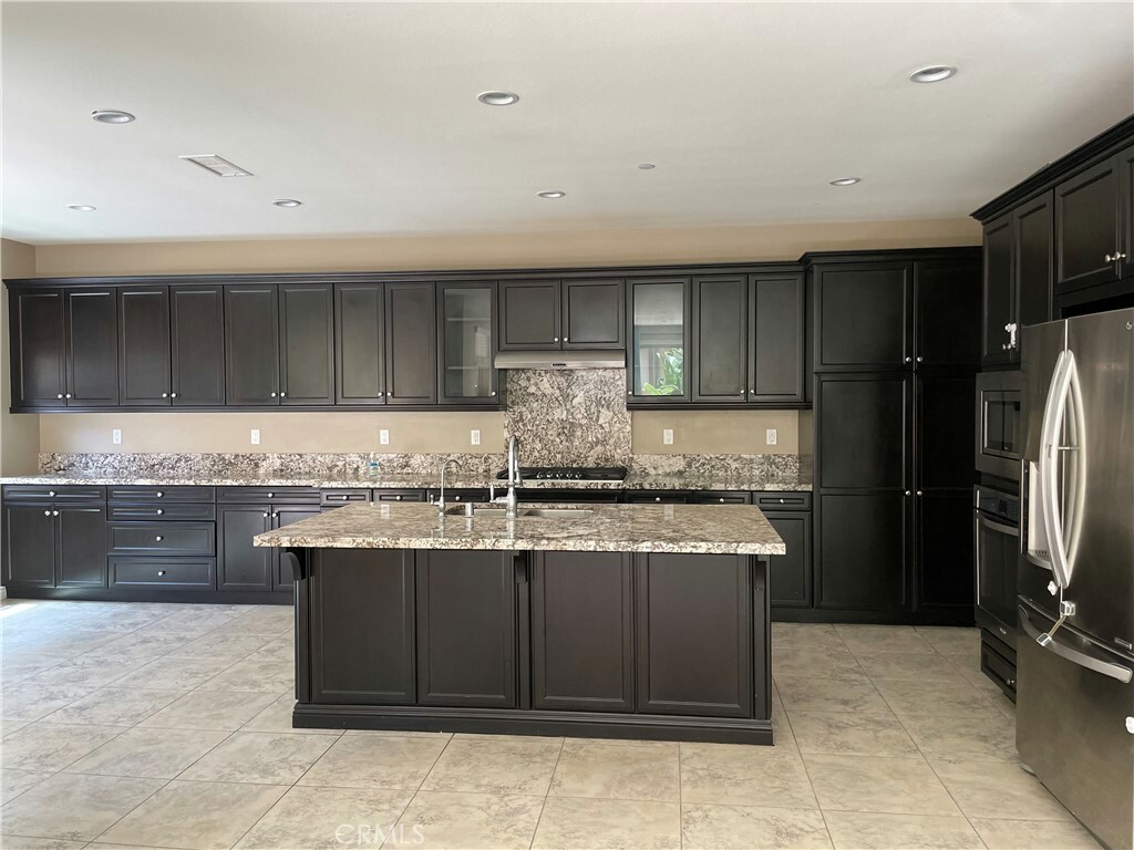 Property Photo: 3476 Villa Drive CA 92823