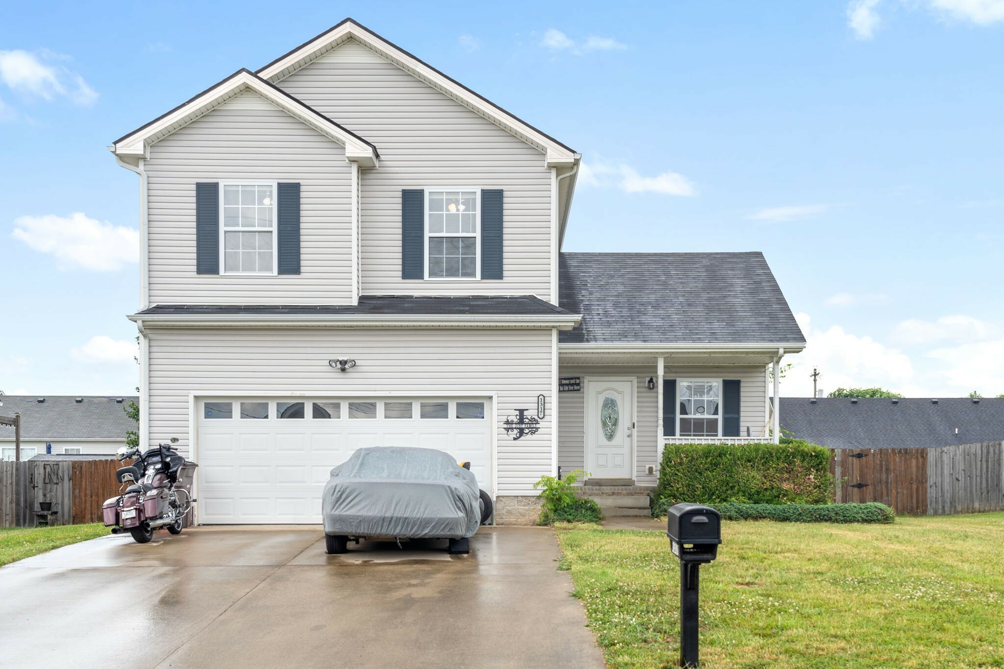 Property Photo:  1317 Loren Cir  TN 37042 