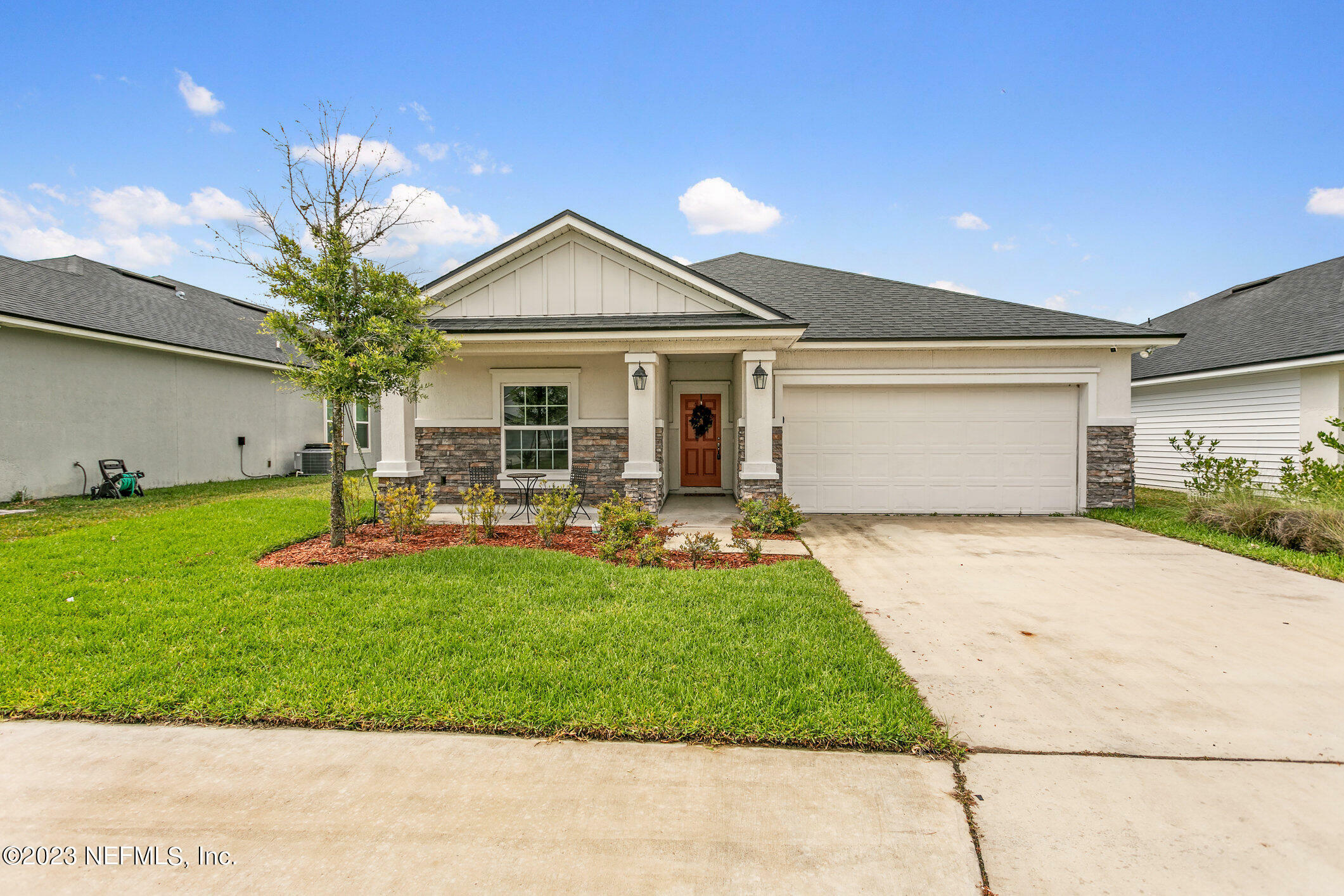 Property Photo:  9864 Sailor Drive  FL 32221 