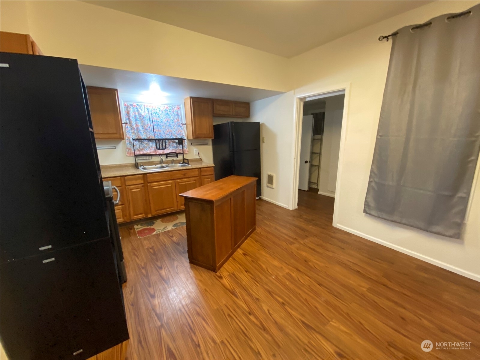 Property Photo:  406 W 1st Street  WA 98520 