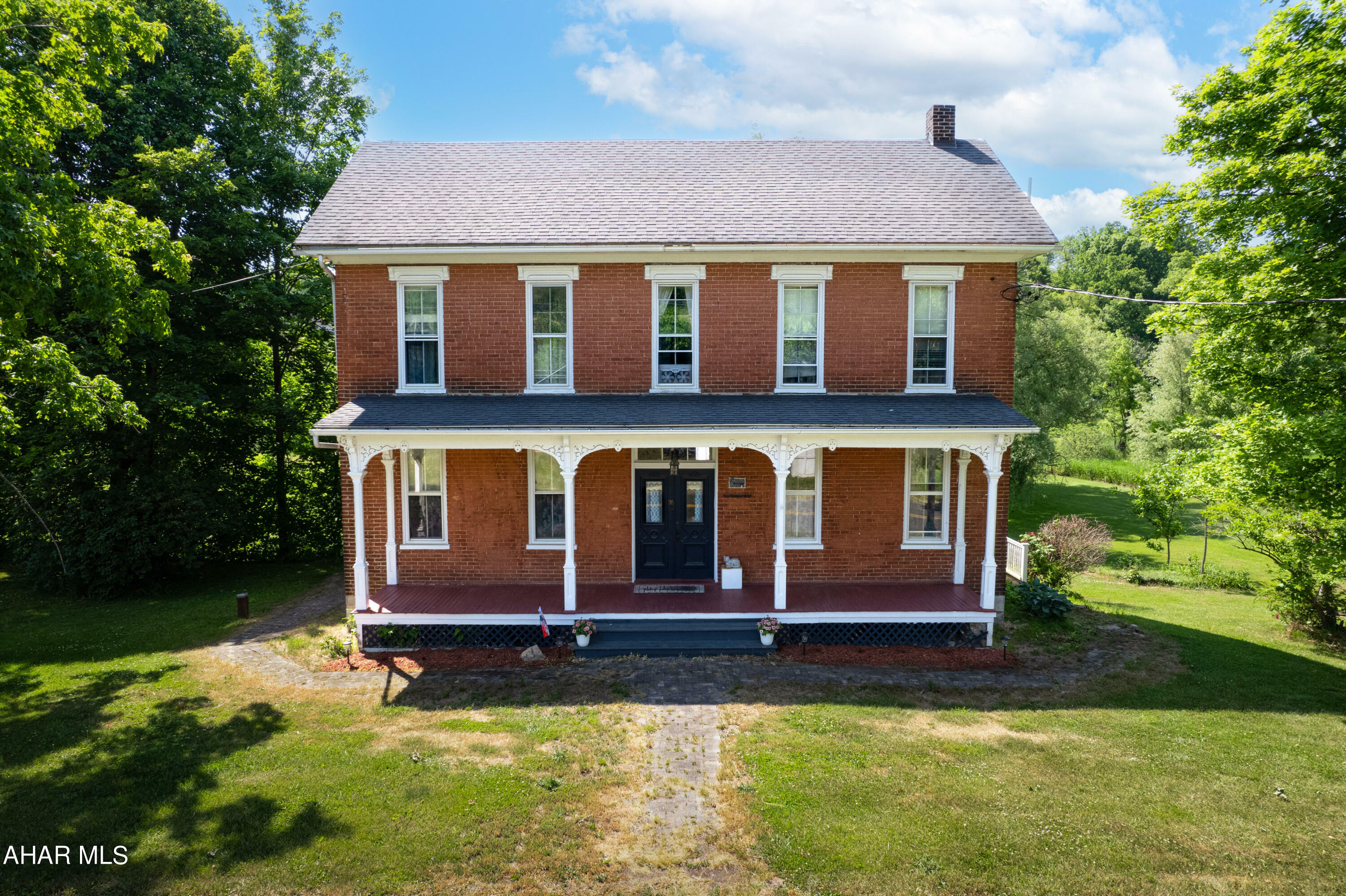 Property Photo:  1377 Lower Snake Spring Rd Road  PA 15537 