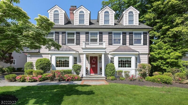 Property Photo:  261 Canterbury Rd  NJ 07090 