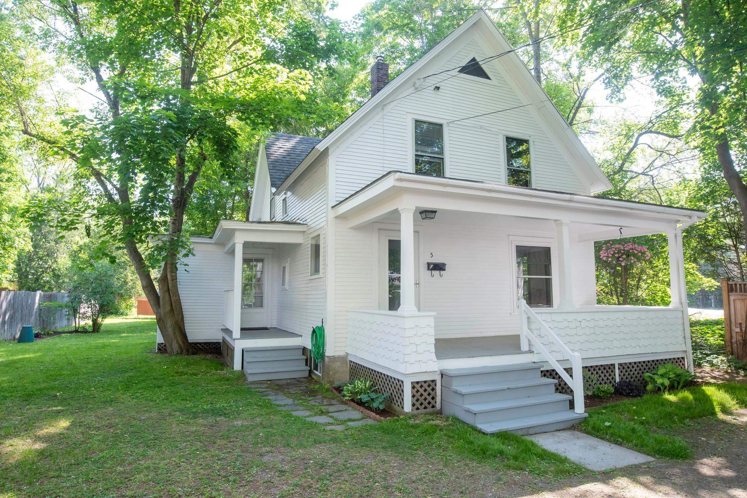 Property Photo: 5 Vine Street VT 05602