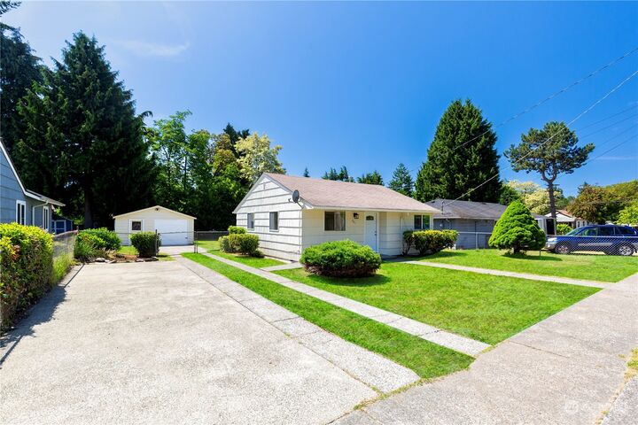 721 SW 106th Street  Seattle WA 98146 photo