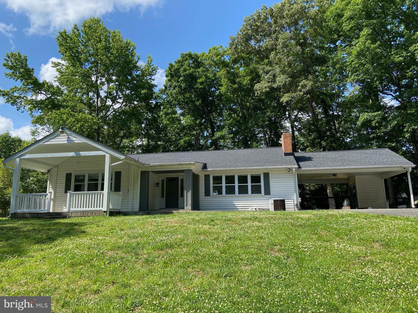 Property Photo:  45395 Woodlawn Drive  MD 20619 