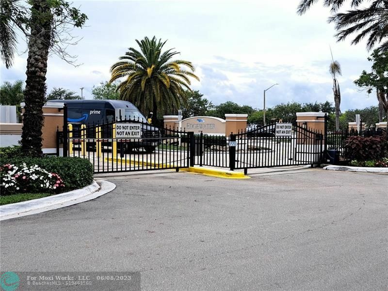 Property Photo:  8901 Wiles Rd 204  FL 33067 