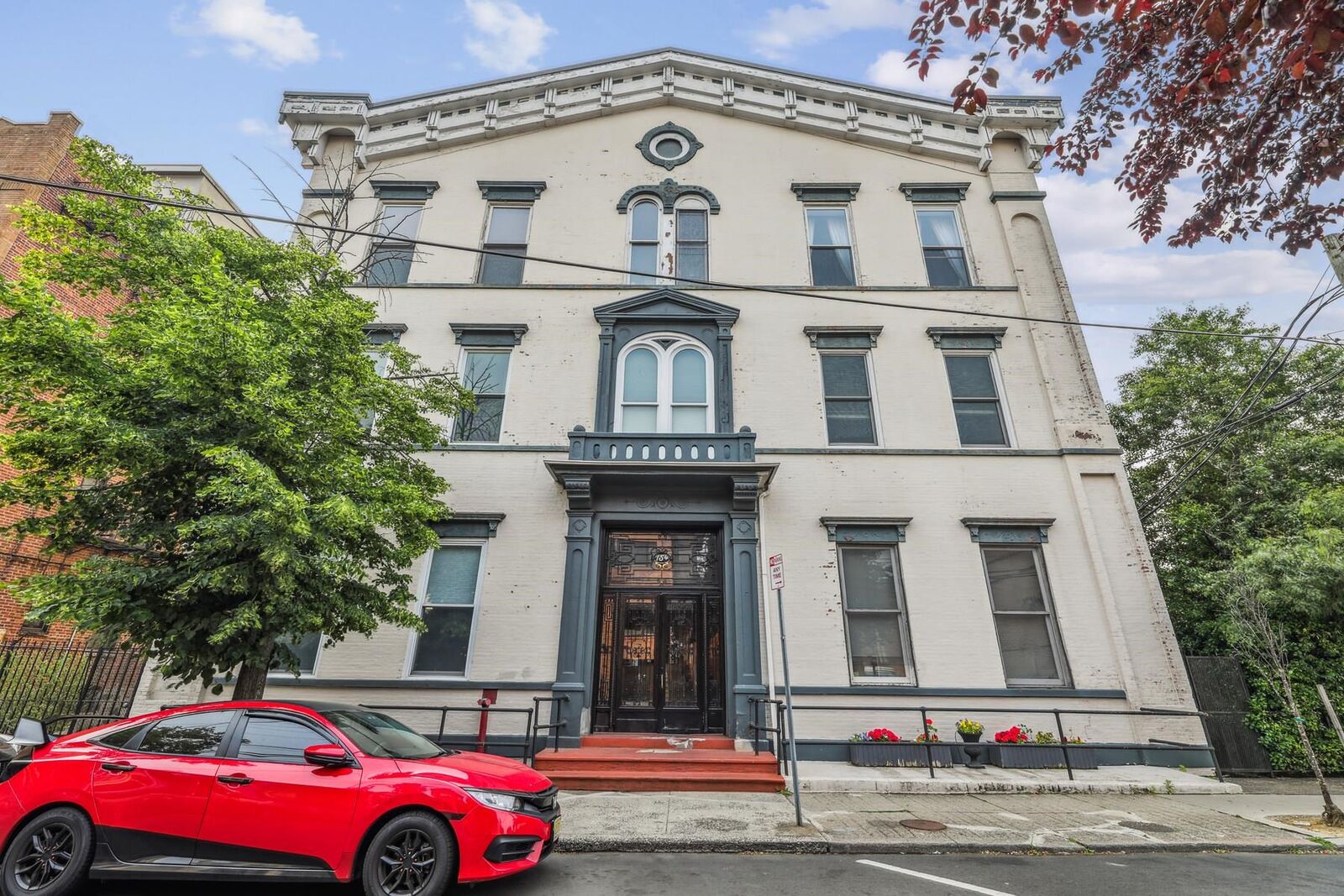 Property Photo: 154 Ogden Ave 2B NJ 07307