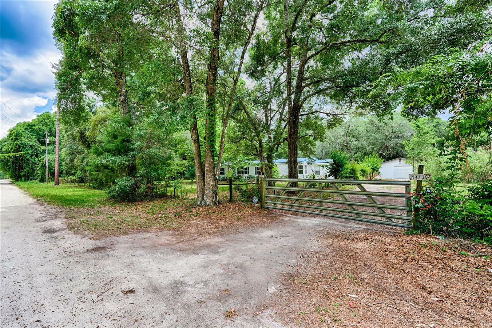 Property Photo:  14130 NW 74th Avenue  FL 32693 