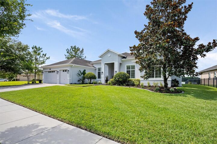Property Photo: 840 Holly Springs Terrace FL 32765
