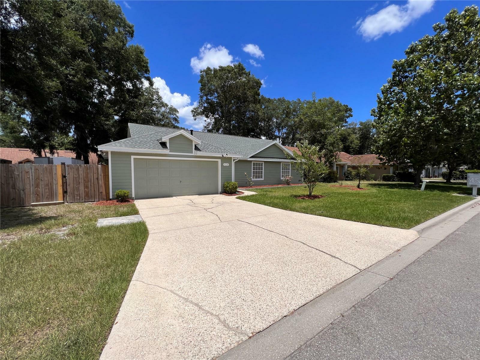 Property Photo:  4128 NW 59th Avenue  FL 32653 