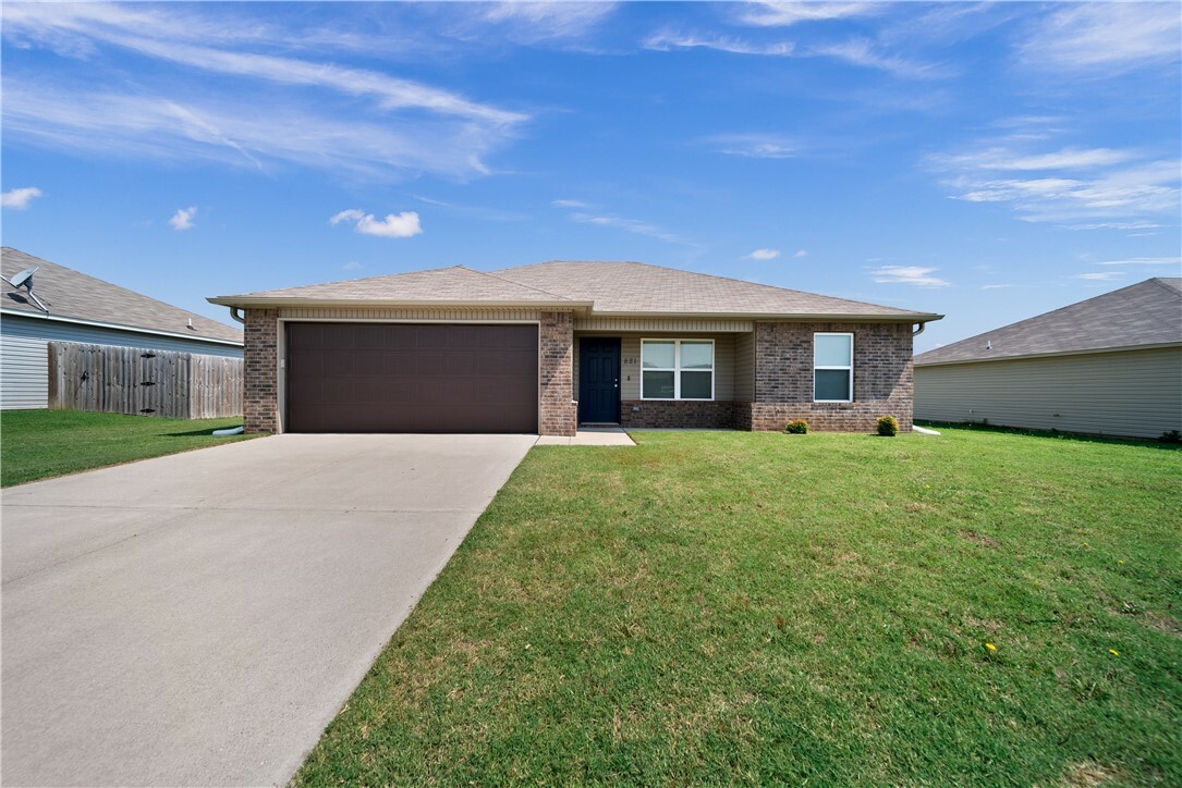 Property Photo:  821 NW Evans Circle  AR 72713 