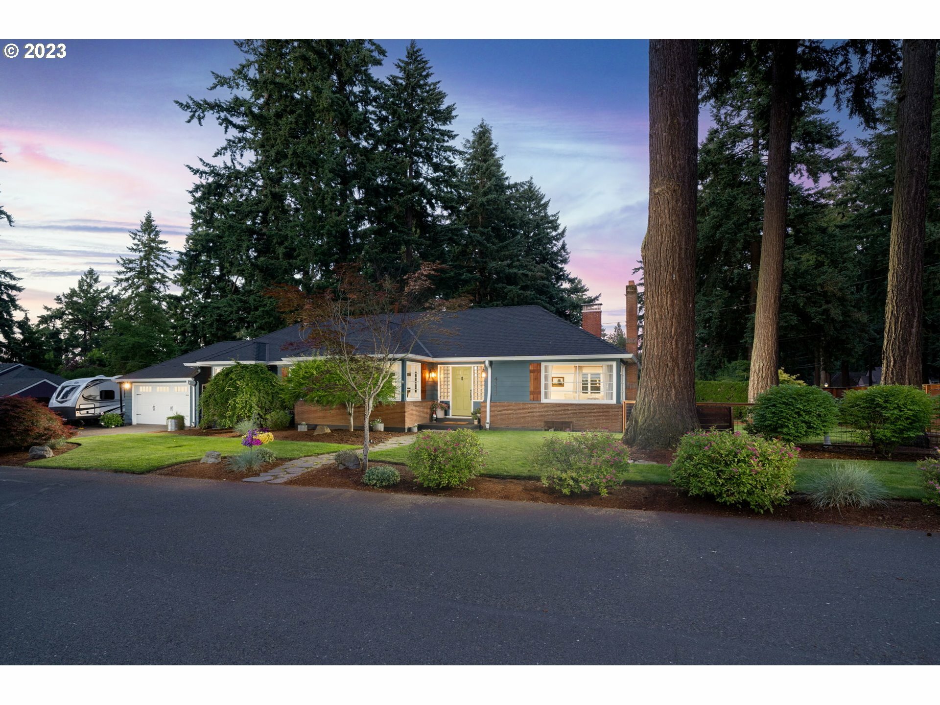 4314 NE 96th Ave  Portland OR 97220 photo