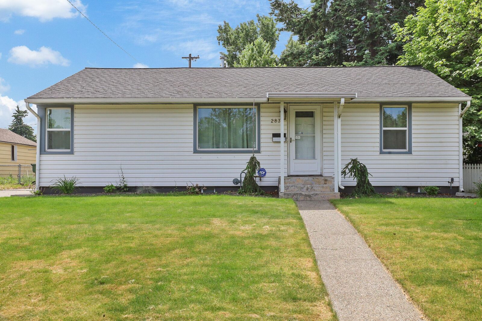 Property Photo: 2831 W Bismark Ave WA 99205