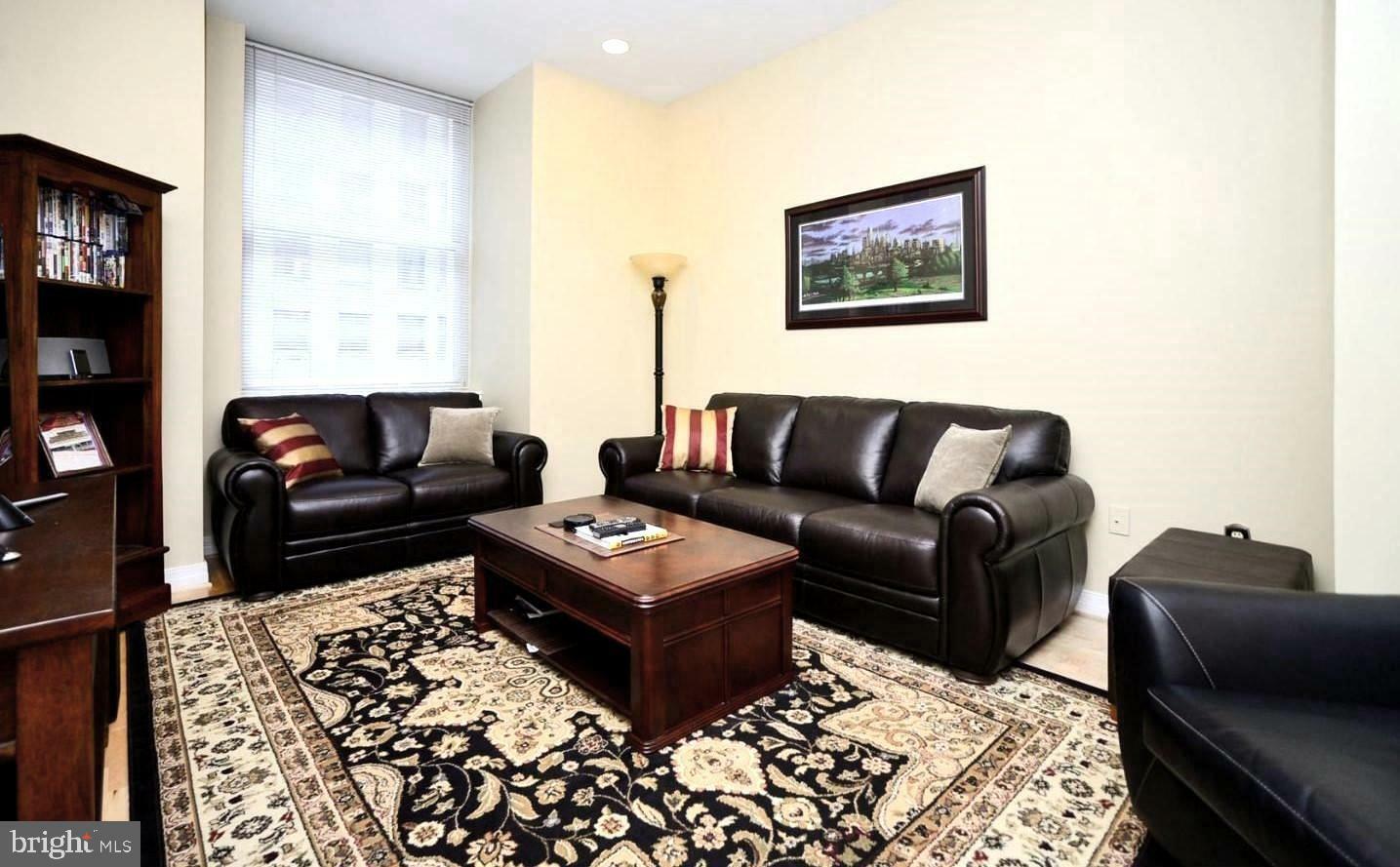 Property Photo: 1600 Arch Street 18 1412 PA 19103