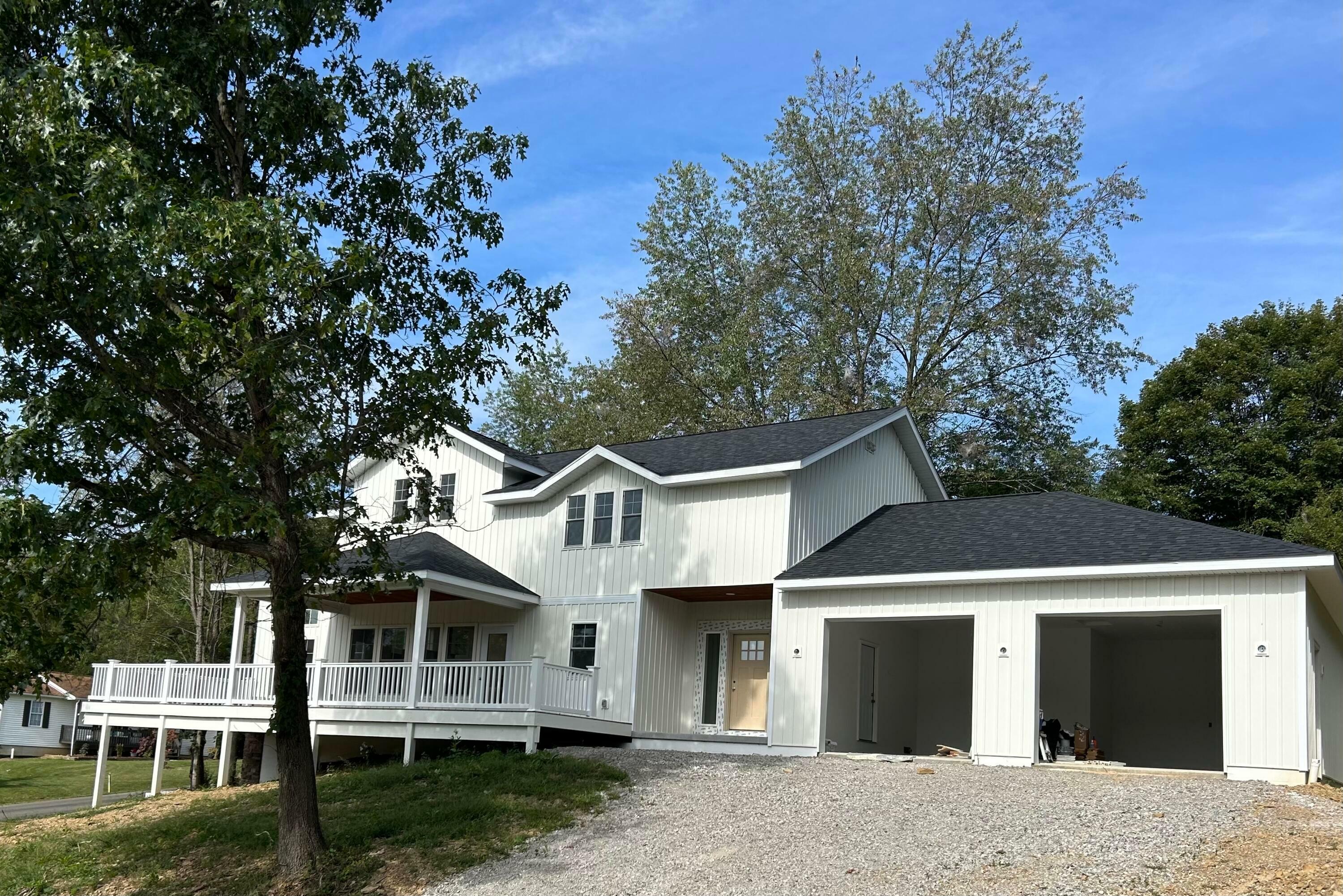 Property Photo: 49 Thornapple Court OH 43028
