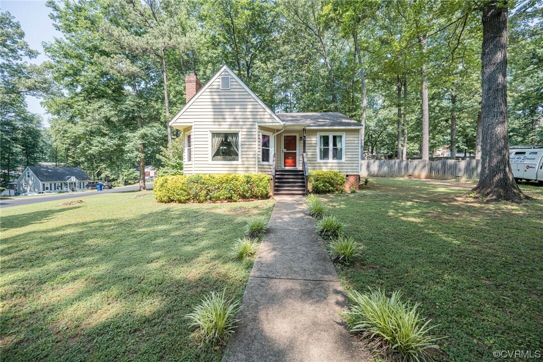Property Photo: 13810 Deer Run Way VA 23112