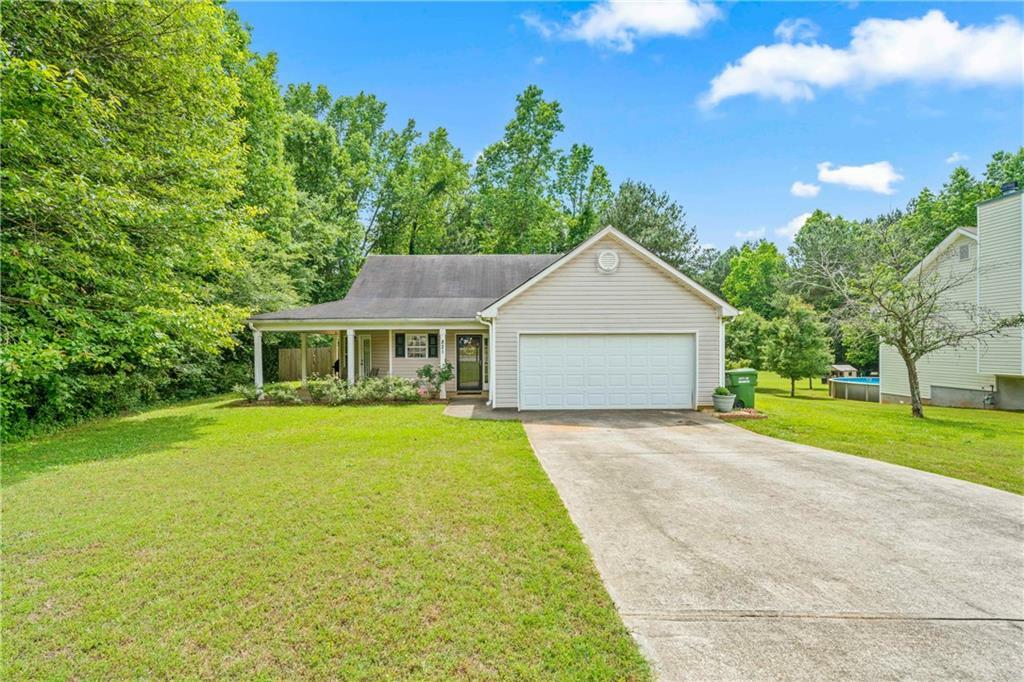 Property Photo:  821 Masters Drive  GA 30655 