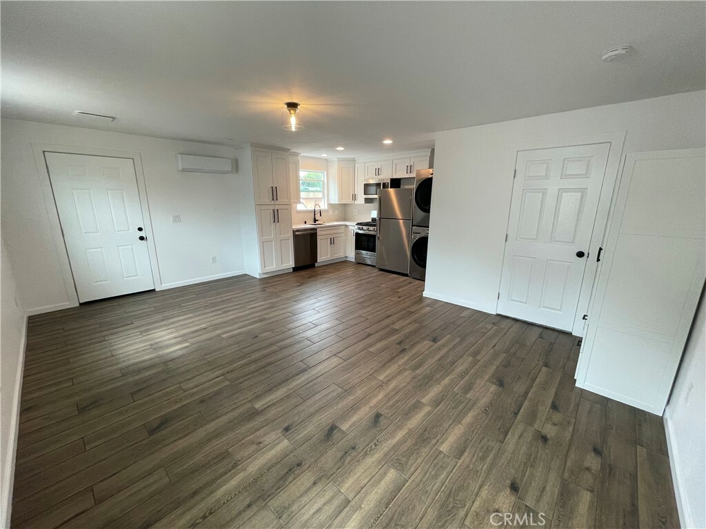 Property Photo:  413 S Illinois Street  CA 92805 