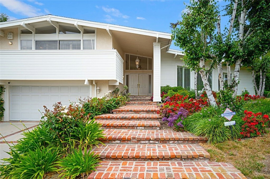 Property Photo:  4140 Aleman Drive  CA 91356 