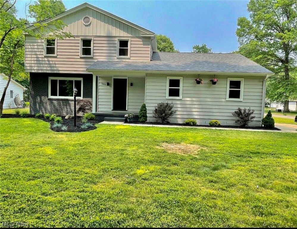 Property Photo: 5600 Lockwood Boulevard OH 44512