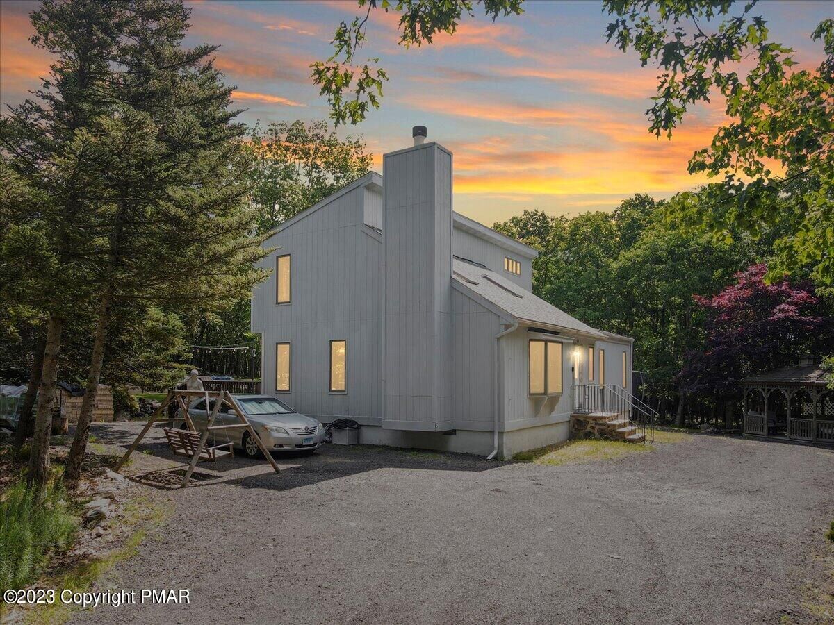 Property Photo:  113 Long View Drive  PA 18210 