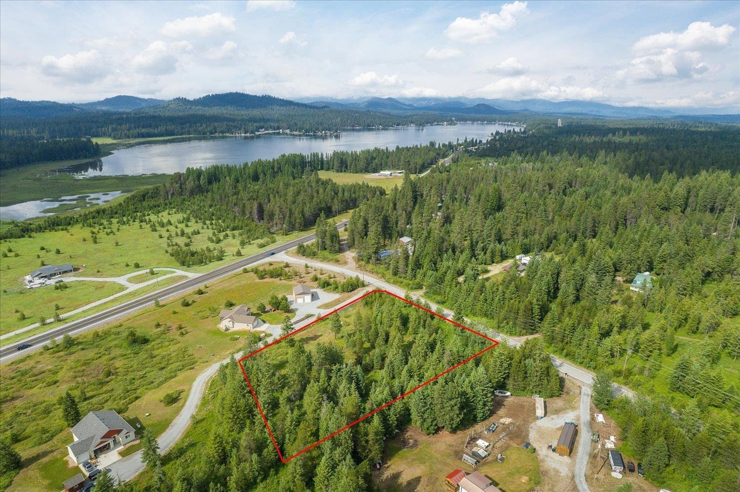 Property Photo:  5185 Camden Rd  WA 99156 