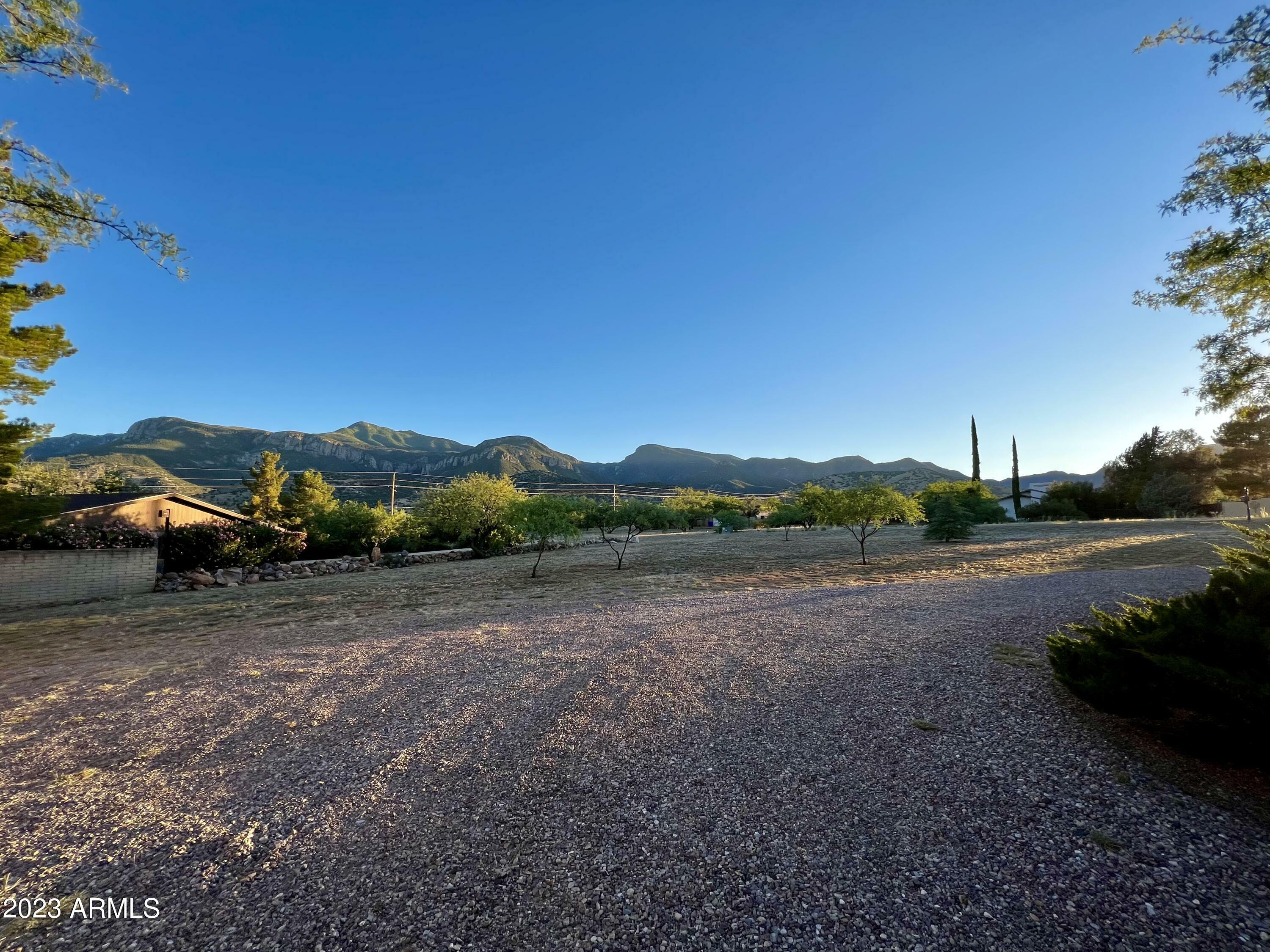 Property Photo:  5539 S Shawnee Drive  AZ 85650 