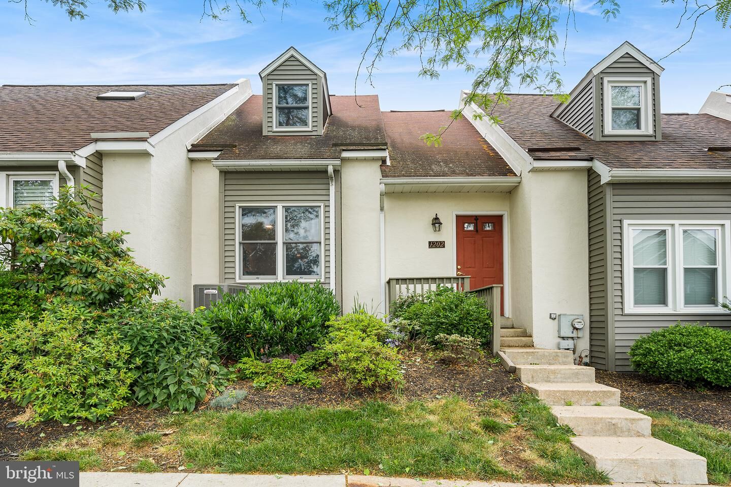 Property Photo: 1202 Saint Andrews Court PA 19425
