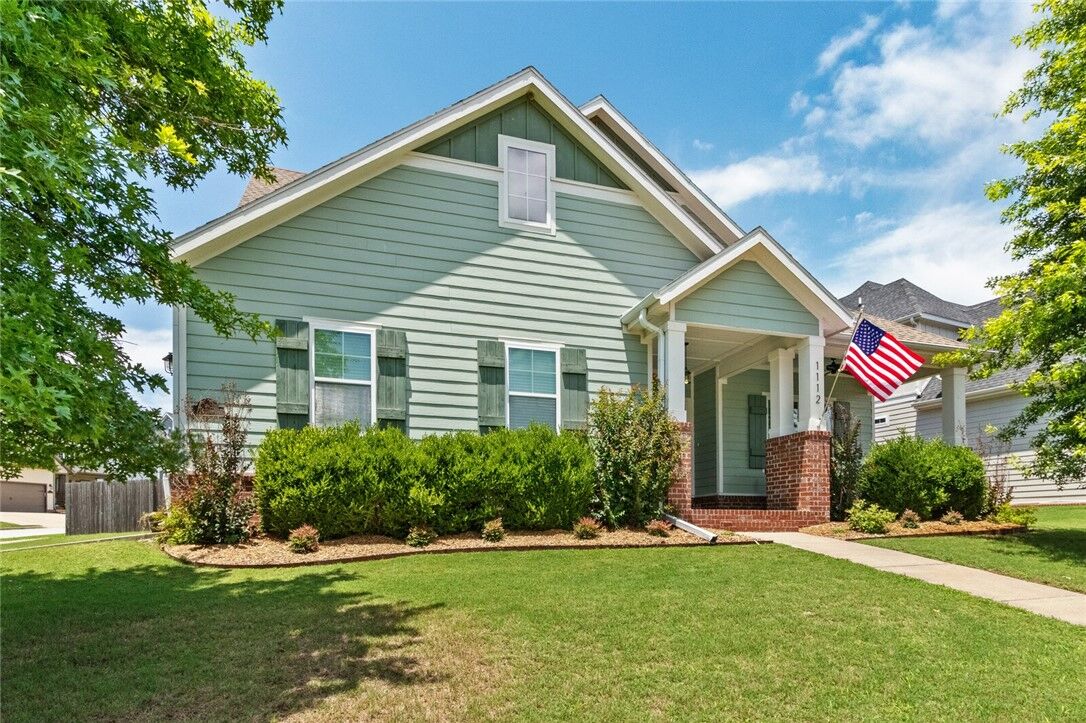 Property Photo: 1112 Chancery Lane AR 72718