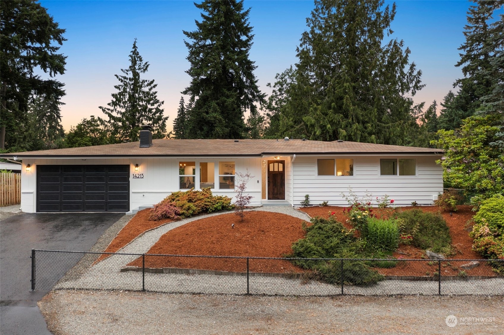 Property Photo: 14213 143rd Avenue SE WA 98059