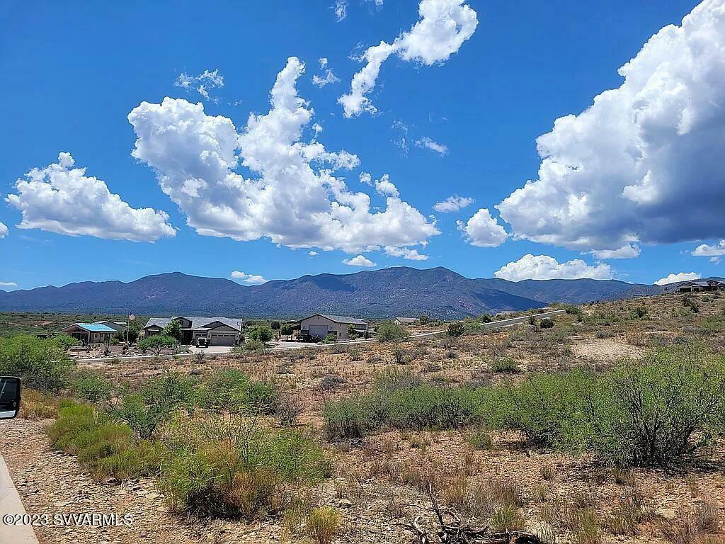 Property Photo:  1390 E Partridge Court  AZ 86326 