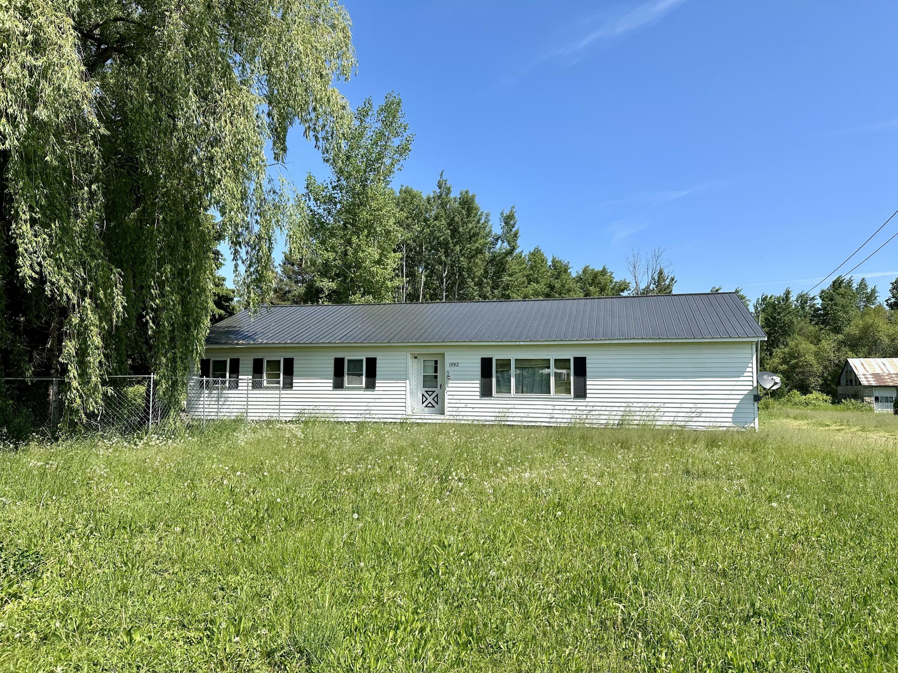 Property Photo:  1592 E Levering Road  MI 49721 