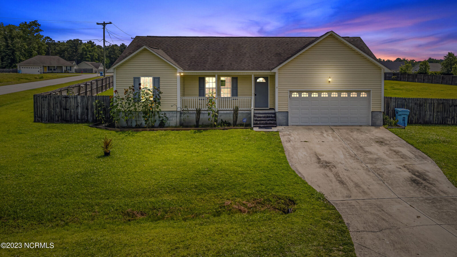 Property Photo:  507 Southwest Ridge Drive  NC 28574 