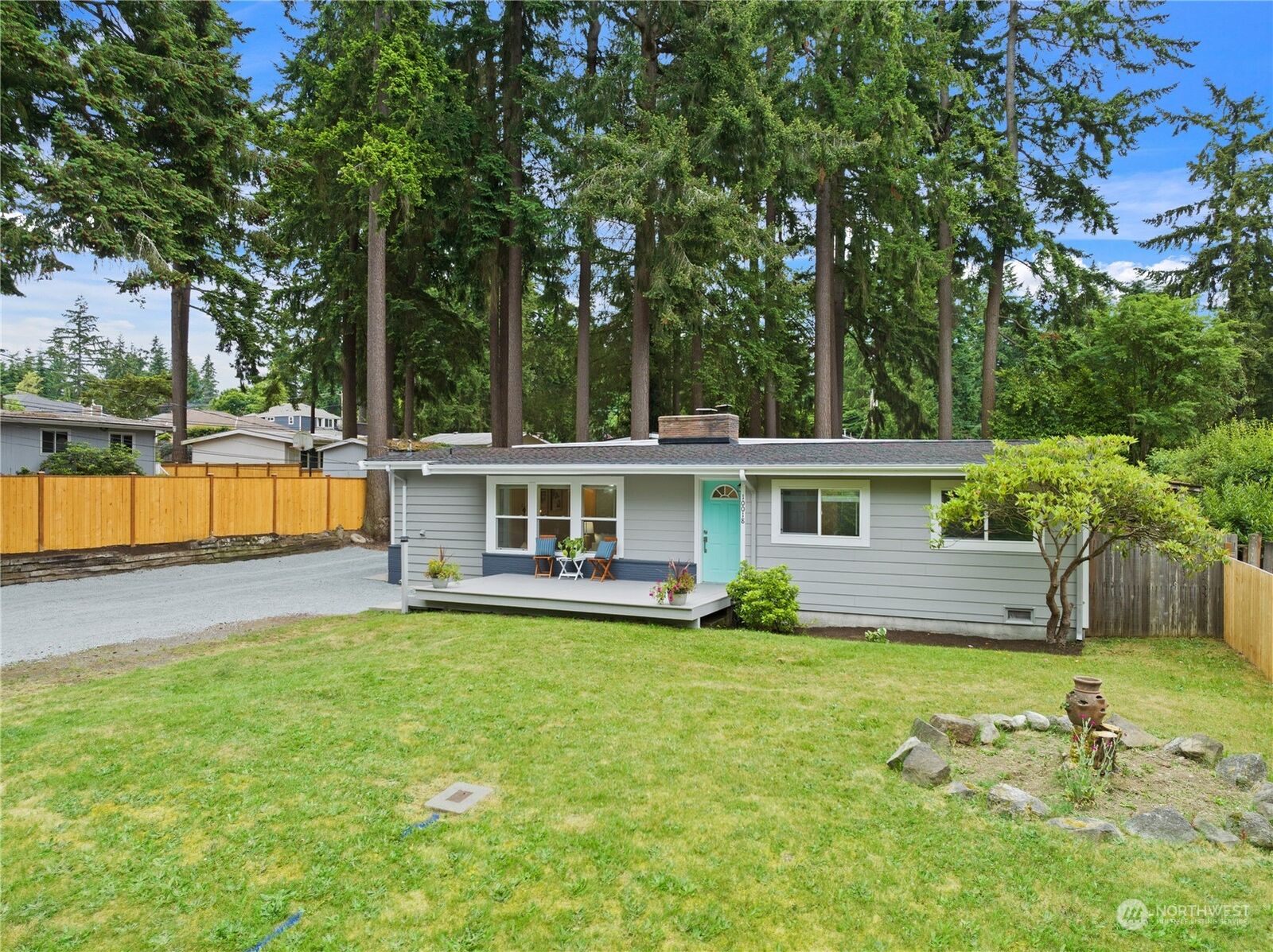 MLS2128843 10018 242nd Place SW, Edmonds, WA 98020