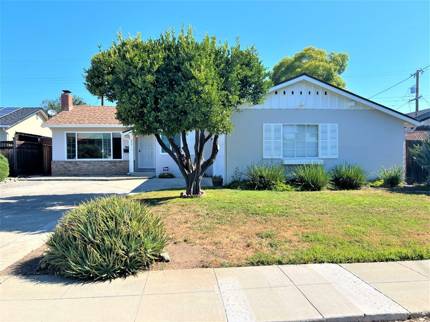 Property Photo:  957 Kingfisher Drive  CA 95125 