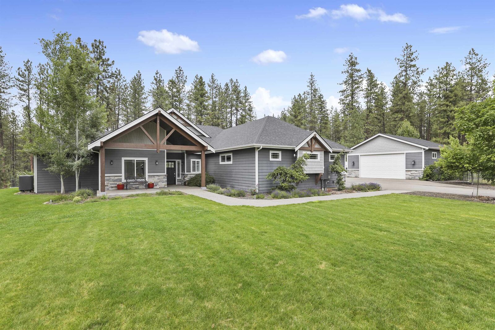Property Photo:  15006 N Country Ridge Ln  WA 99208 