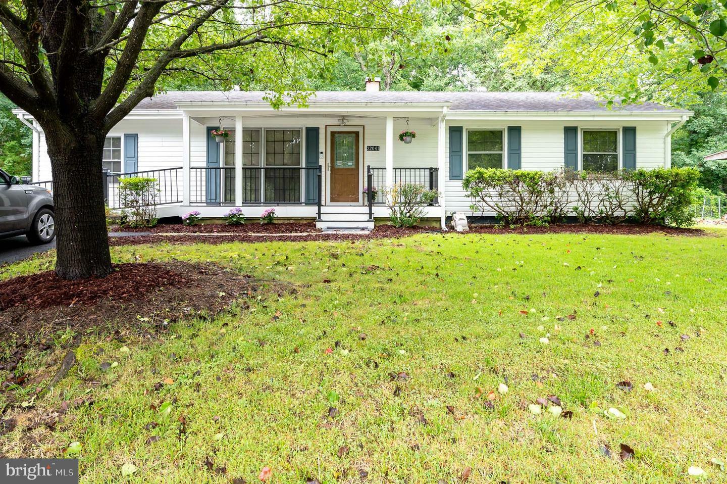 Property Photo: 22041 Spring Valley Drive MD 20653
