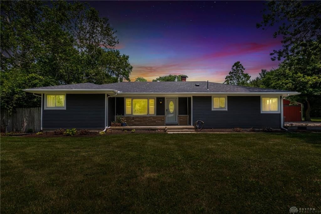 Property Photo: 3190 N Diamond Mill Road OH 45426