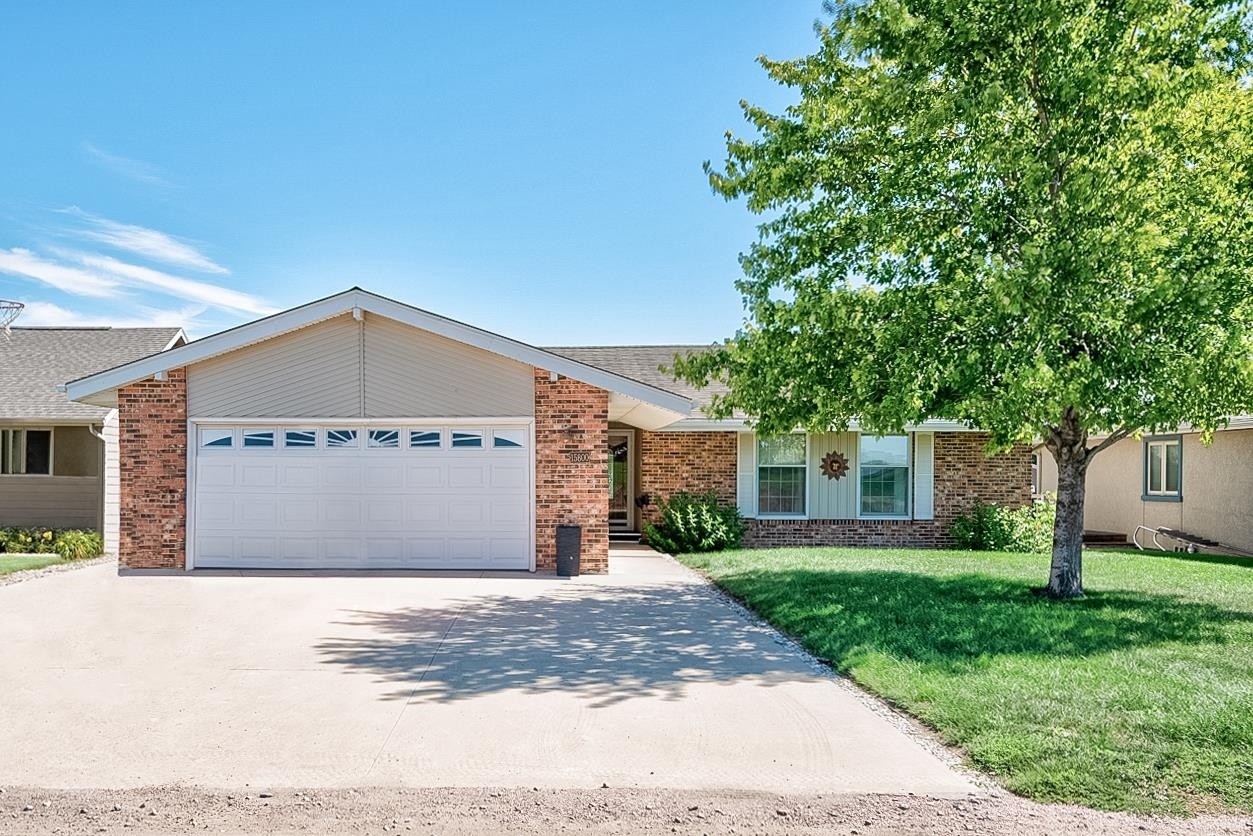 Property Photo:  15800 Tradewind Dr.  IA 51360 