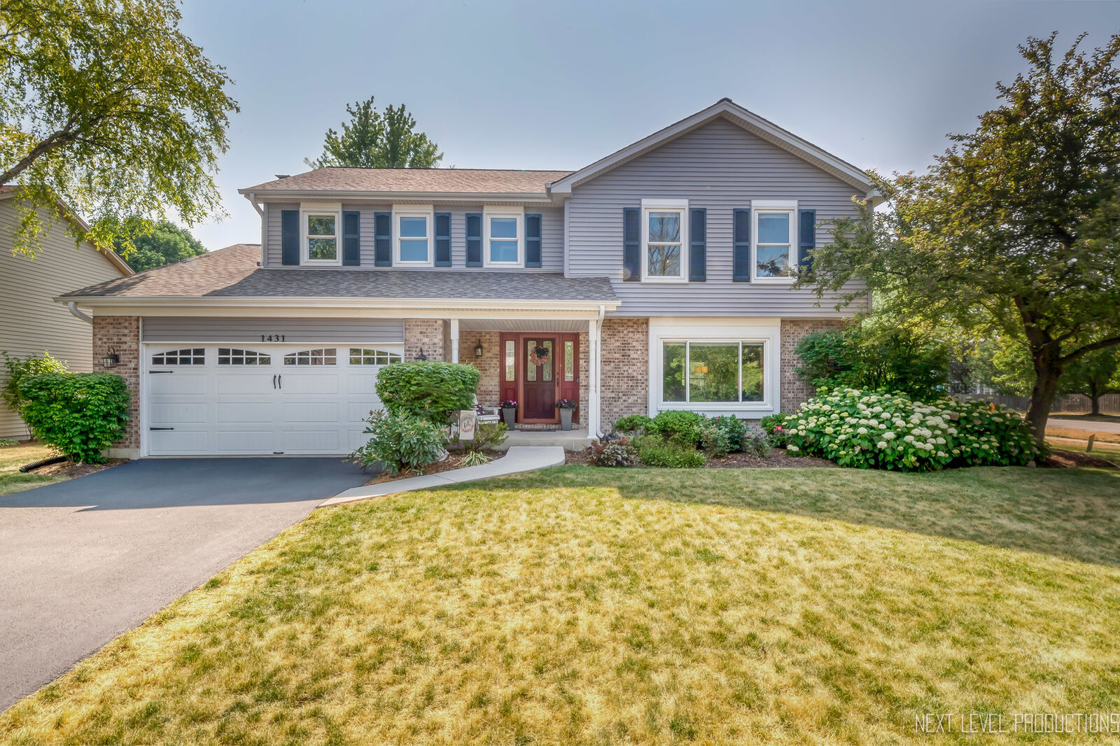 Property Photo: 1431 Baldwin Court IL 60565