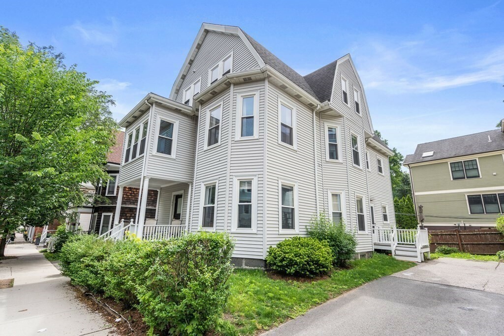 Property Photo: 390 Huron Ave MA 02138