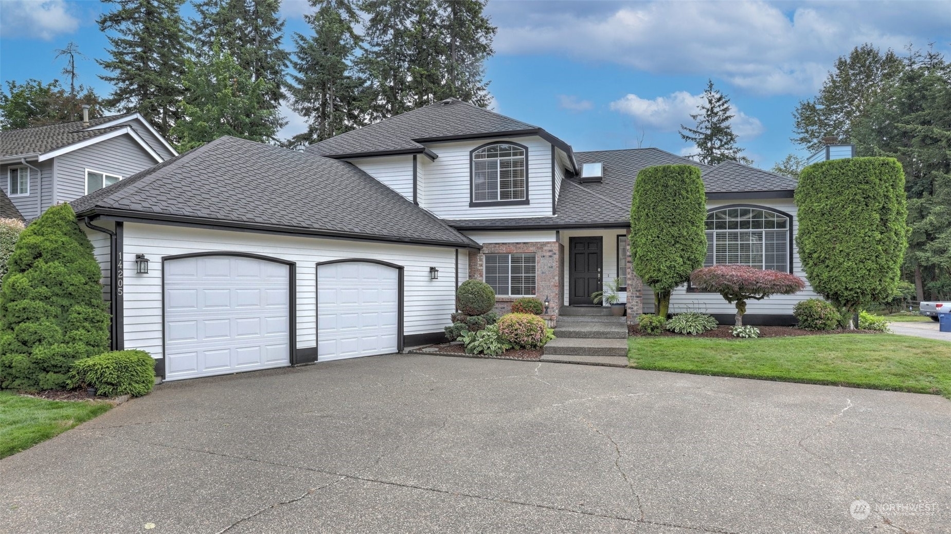 Property Photo:  14205 SE 183rd Street  WA 98058 