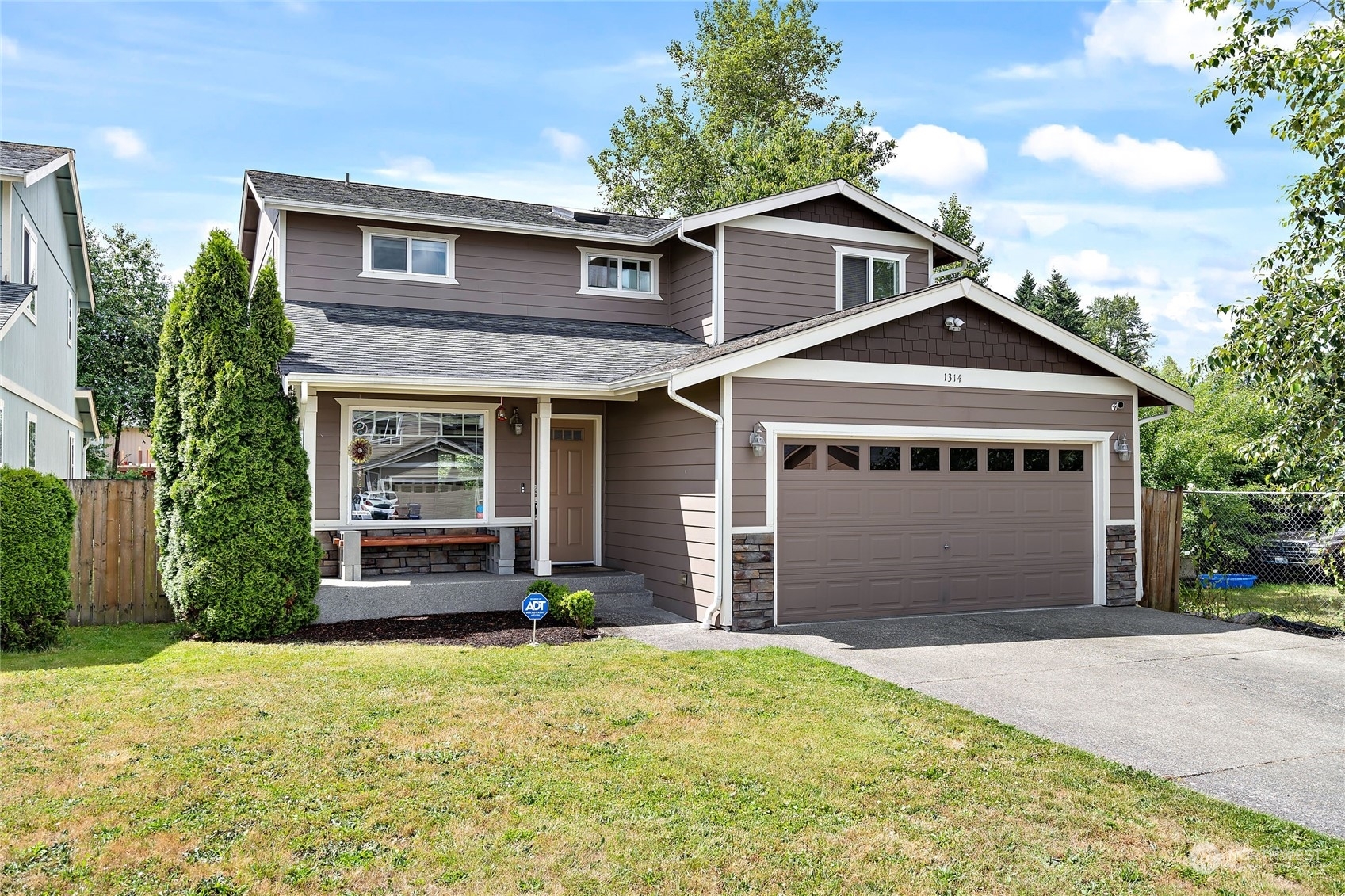 Property Photo:  1314 E 58th Street  WA 98404 
