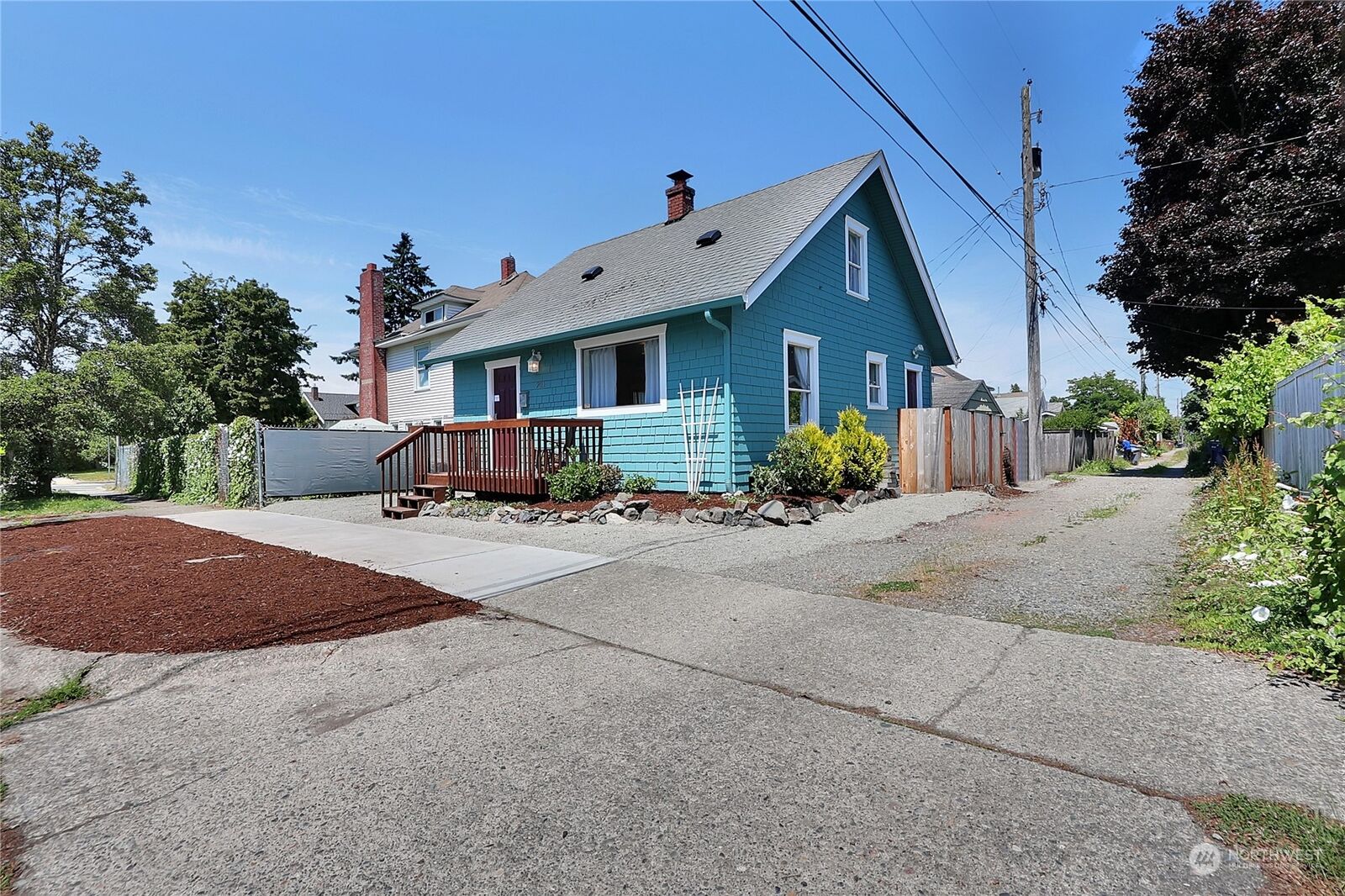 Property Photo:  2411 N 11th Street  WA 98406 