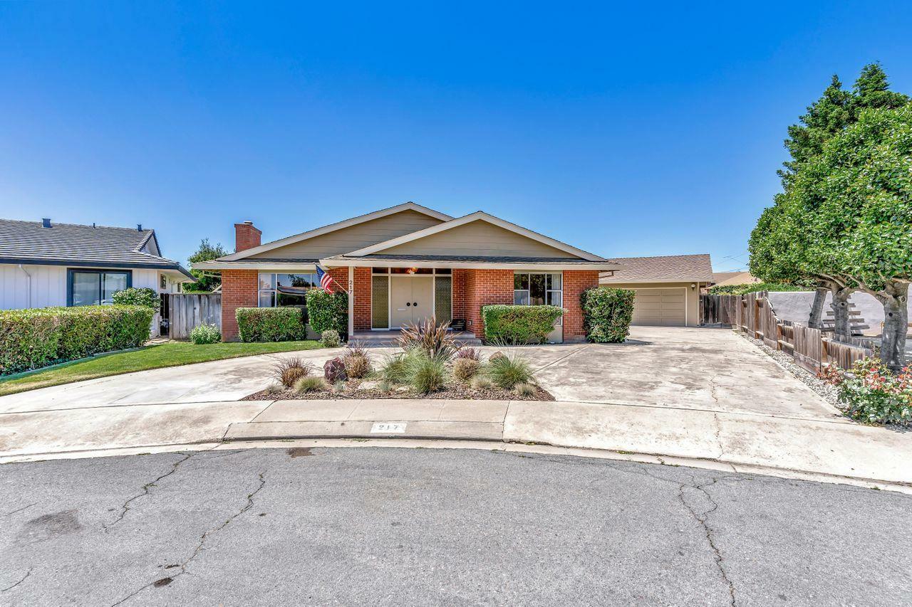 Property Photo:  217 Grove Place  CA 93930 