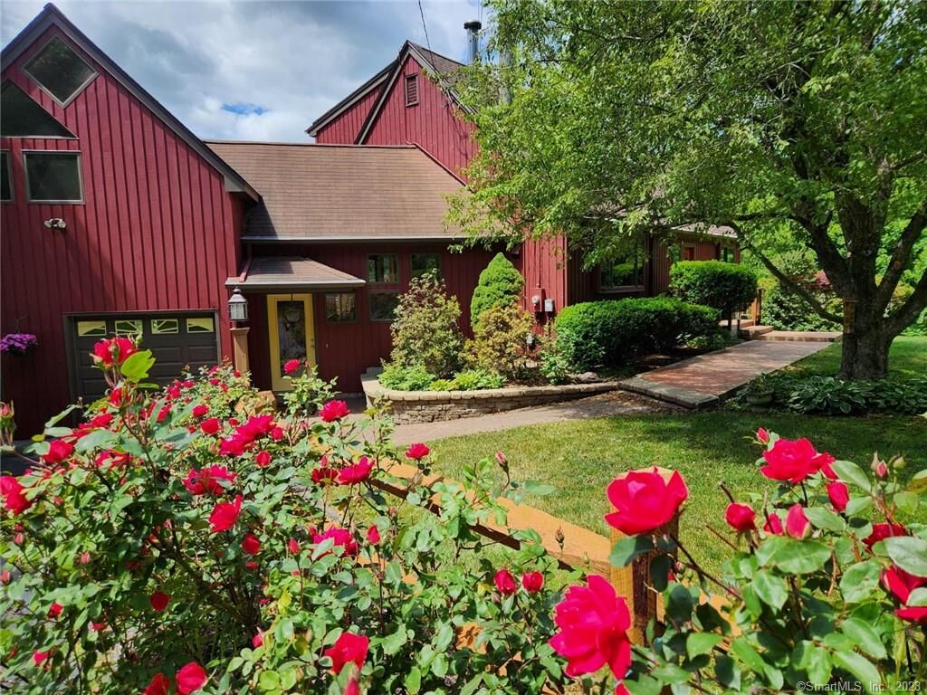 Property Photo:  650 Durham Road  CT 06437 