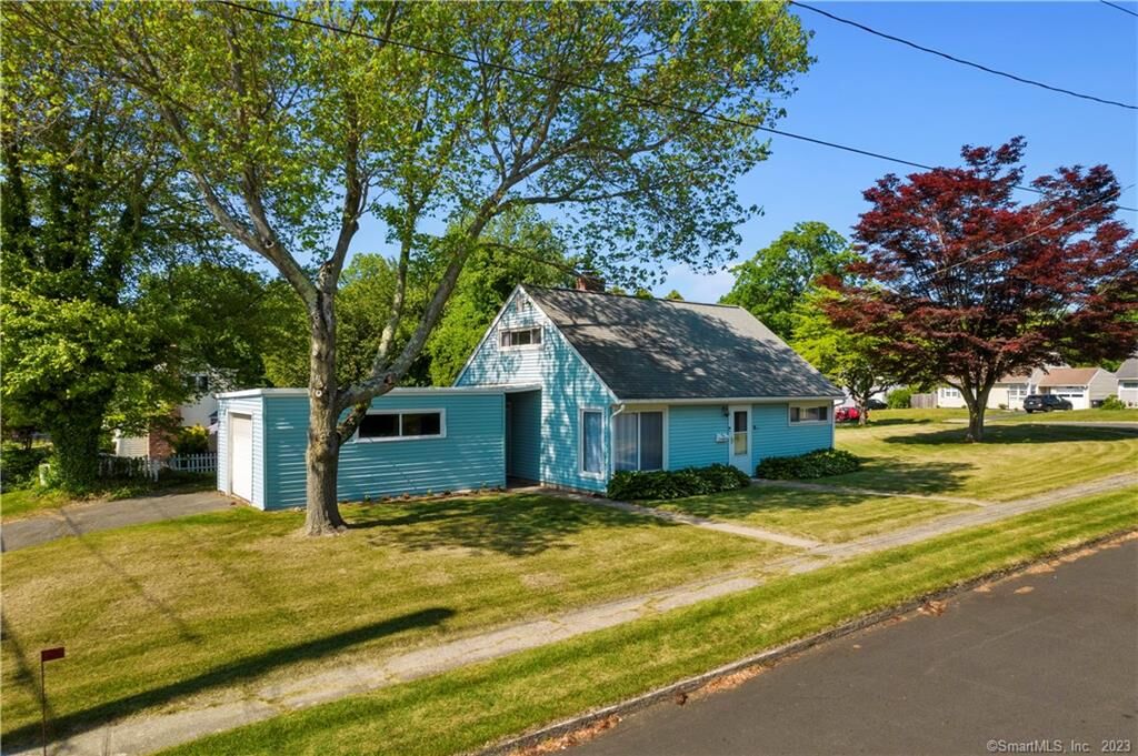 Property Photo: 2 Wepawaug Drive CT 06461